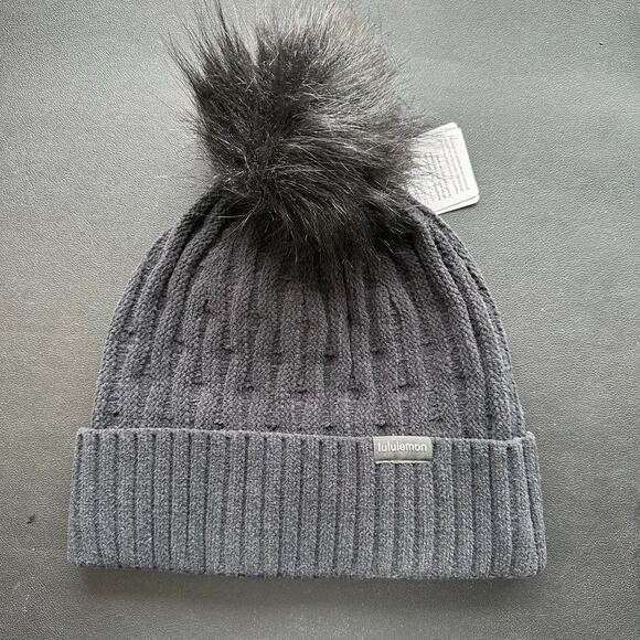 NWT Lululemon Cable Knit Pom Beanie Black Nylon Blend – One Size - Picture 4 of 7